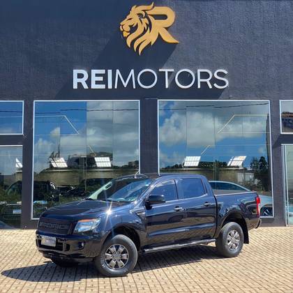 FORD RANGER 2.5 XLS 4X2 CD 16V FLEX 4P MANUAL FORD RANGER 2.5 XLS 4X2 CD 16V FLEX 4P MANUAL
